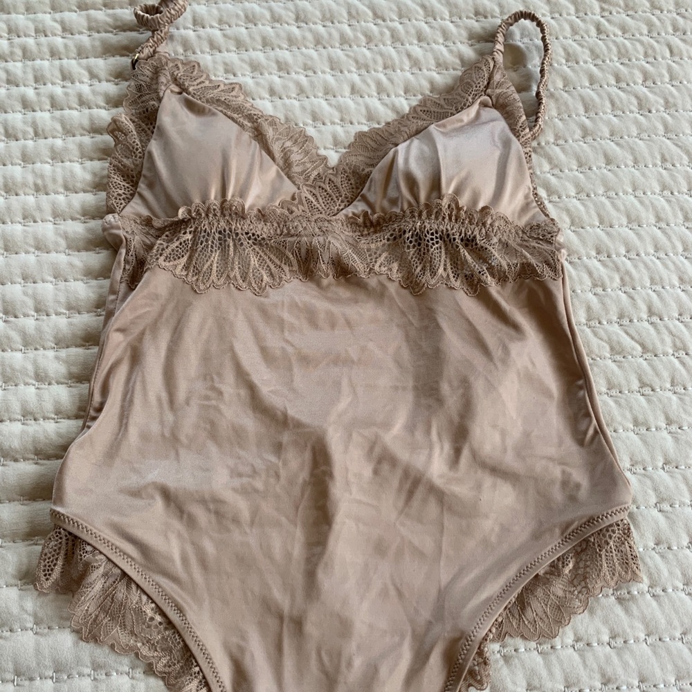NWT body suit